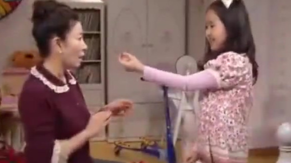 哈哈哈哈哈太解气了,如何用熊孩子的方式惩治熊孩子。