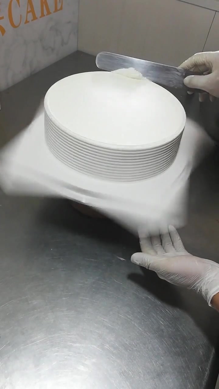 蛋糕师制作的奖状蛋糕,真的很有创意哦