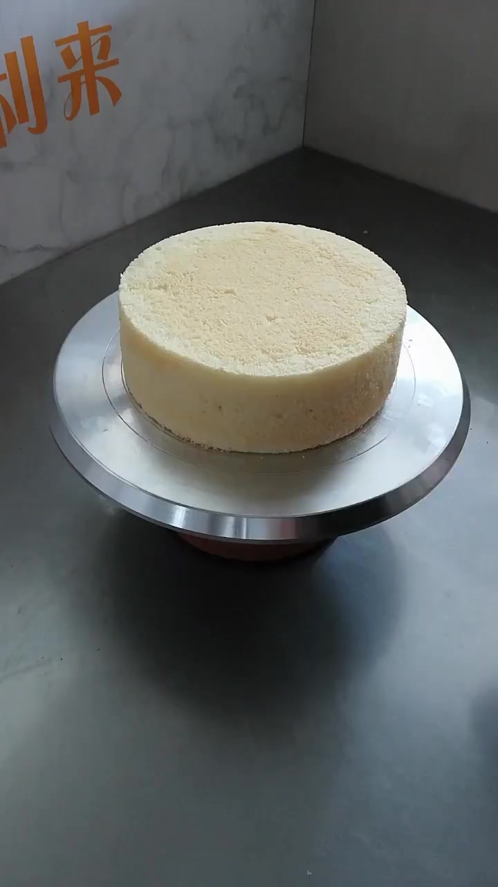 蛋糕师制作的钱罐蛋糕,看着就很精致,超厉害