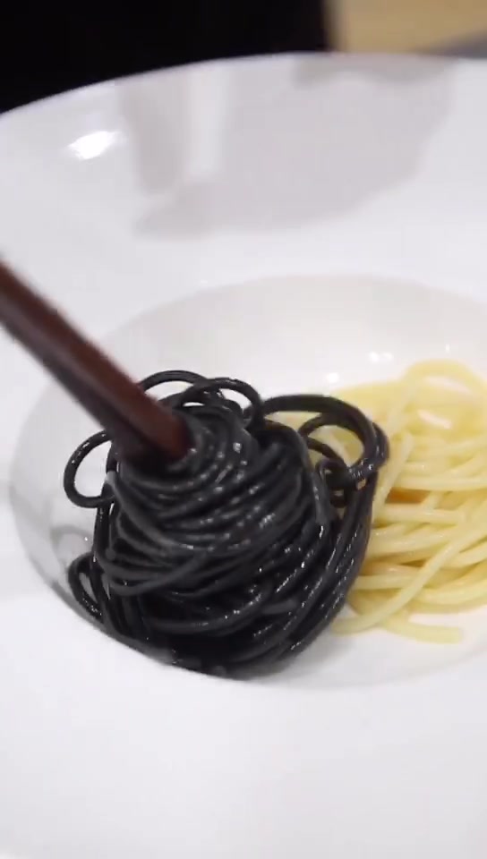 想吃周冬雨同款“女巫汤意面”,那就跟着我学起来!