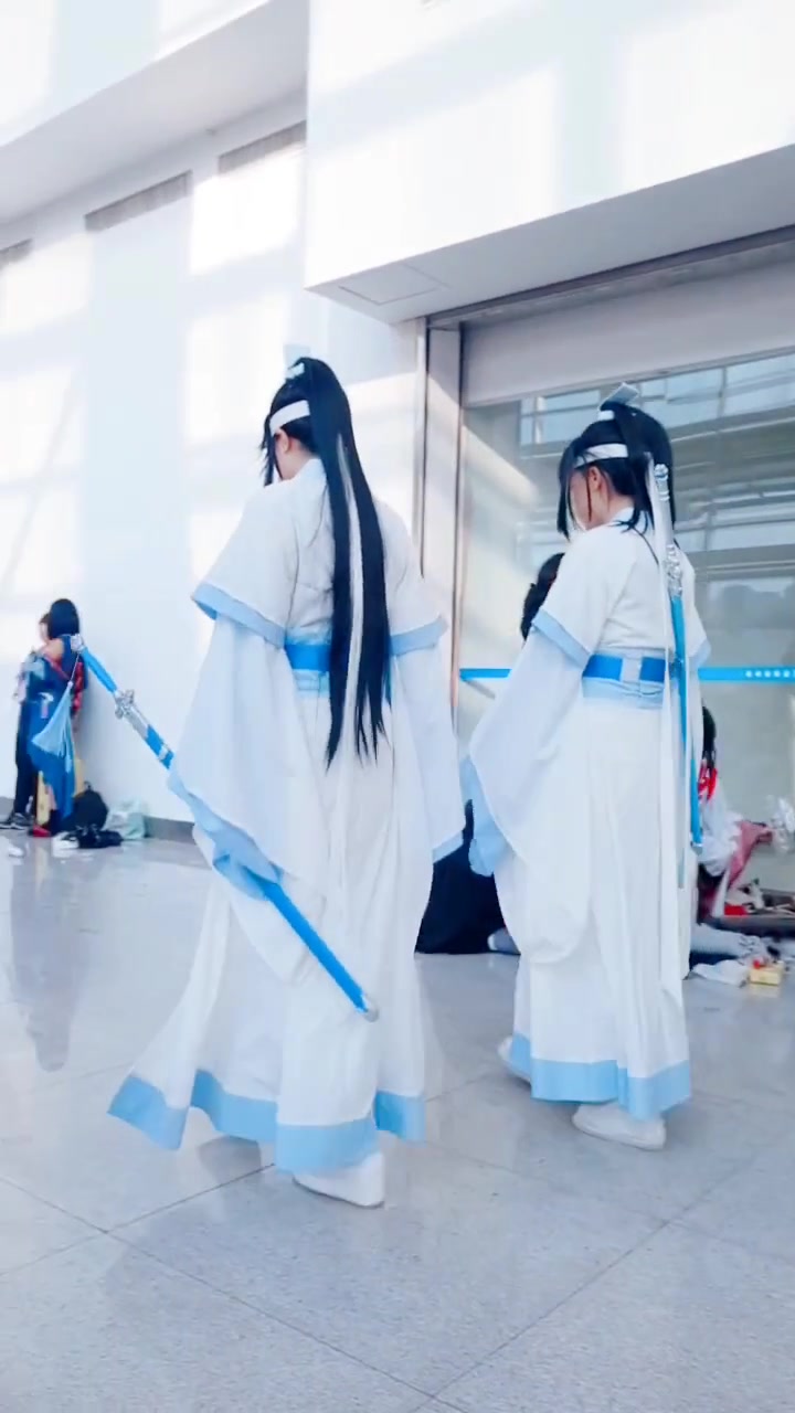 偷拍姑苏小双壁,竟然被景仪发现了,思追最后的歪头杀好温柔!