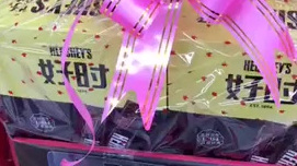 #喜迎猪年# 过年就要甜甜蜜蜜,主角糖果????&巧克力????自然少不了;我家不爱太甜的,所以更喜欢