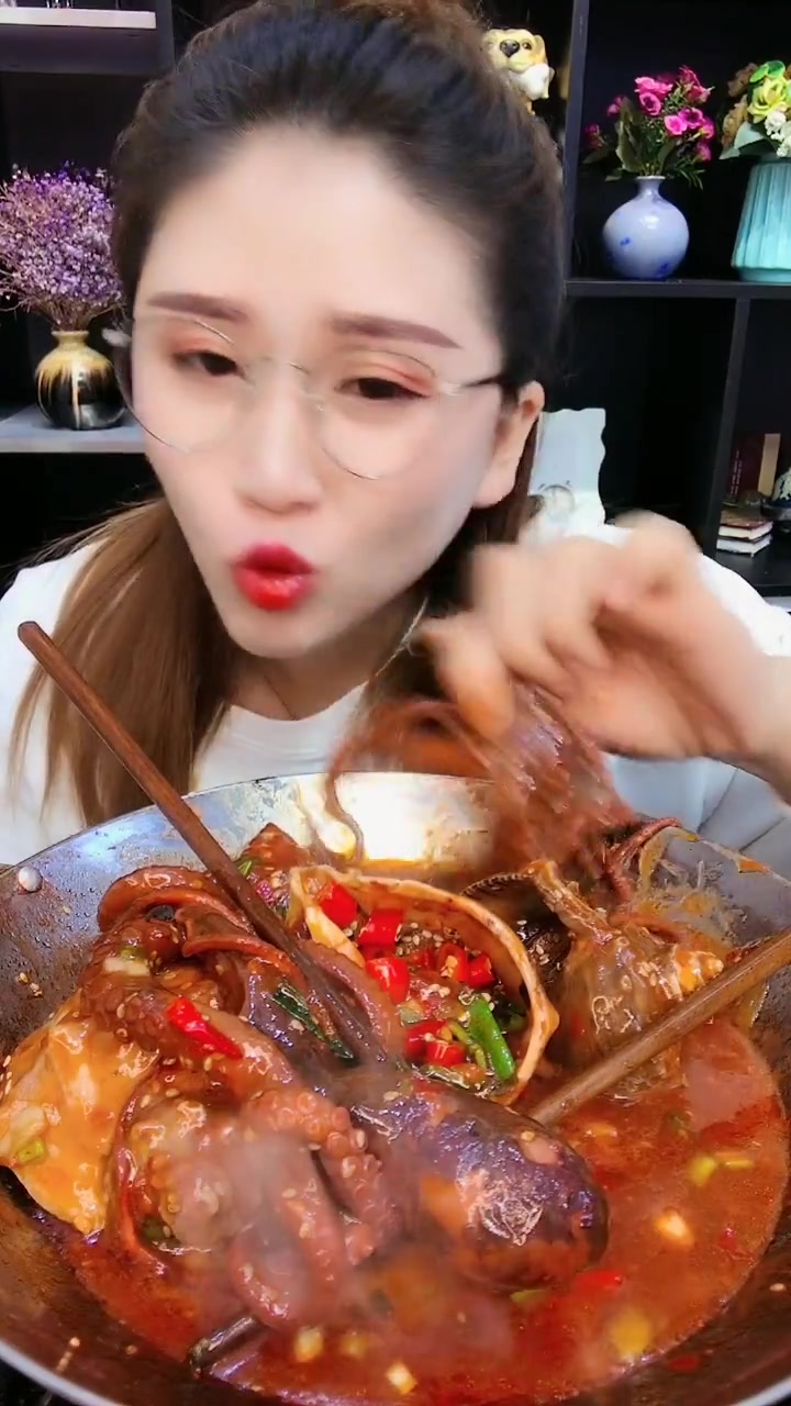 用这种方式吃鱿鱼就是爽,老妈做的鱿鱼味道棒棒哒