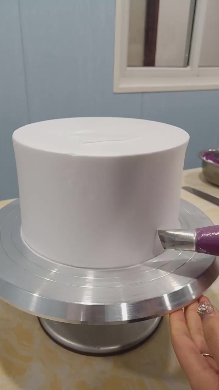 蛋糕师制作的水冰月蛋糕,看着就好漂亮啊