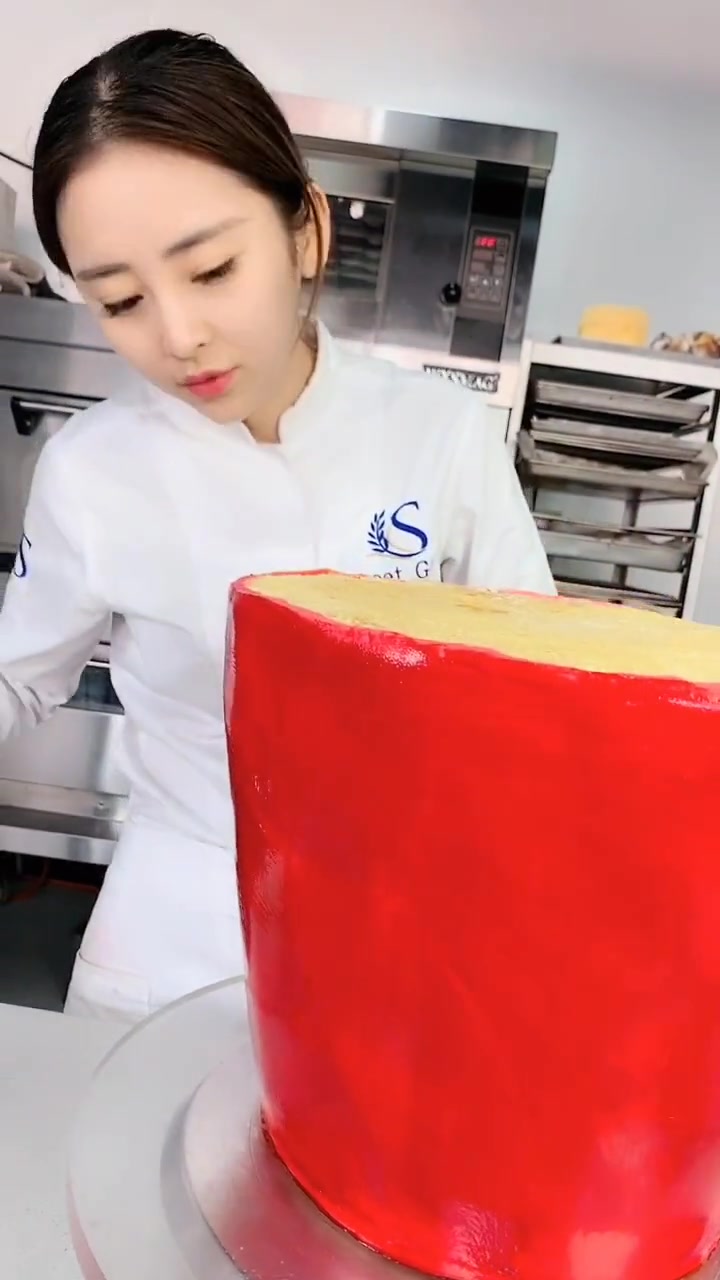 蛋糕师制作的泡面蛋糕,这也太像了吧