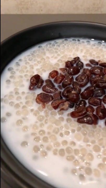 简单易做的糖水,自己还可以加点水果,你们学会了吗?