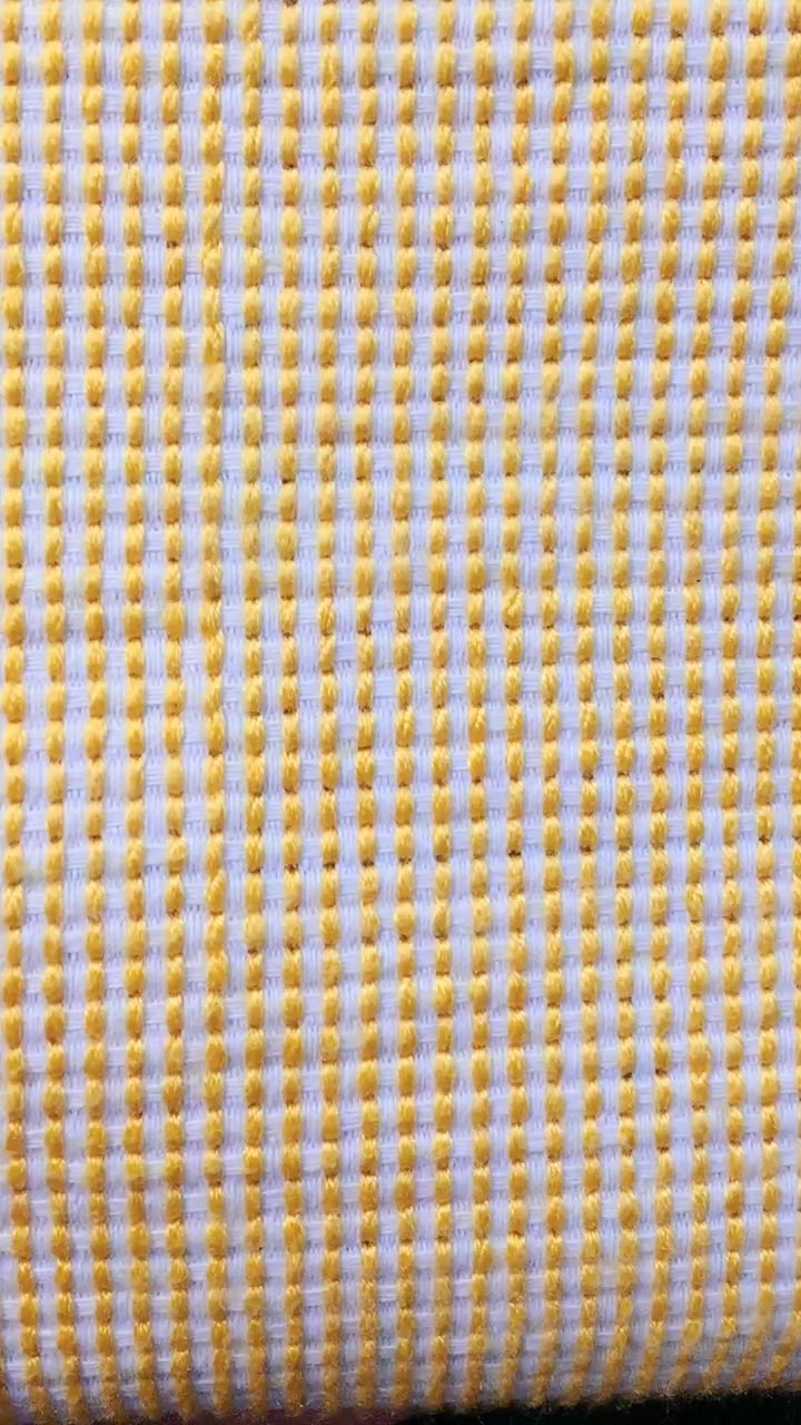 你们绣完的十字绣正面和反面像我一样整齐吗?