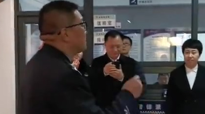 【学雷锋媒体行 走进雷锋派出所】紧邻雷锋纪念馆有一个公安派出所,这就是曾经的抚顺市公安局望