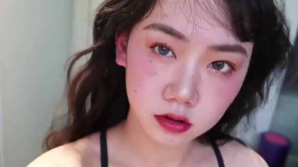 【多肉】一起来画微醺妆|跟着app来化妆。