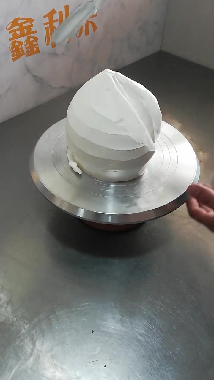 蛋糕师制作的寿桃蛋糕,这也太精致了吧