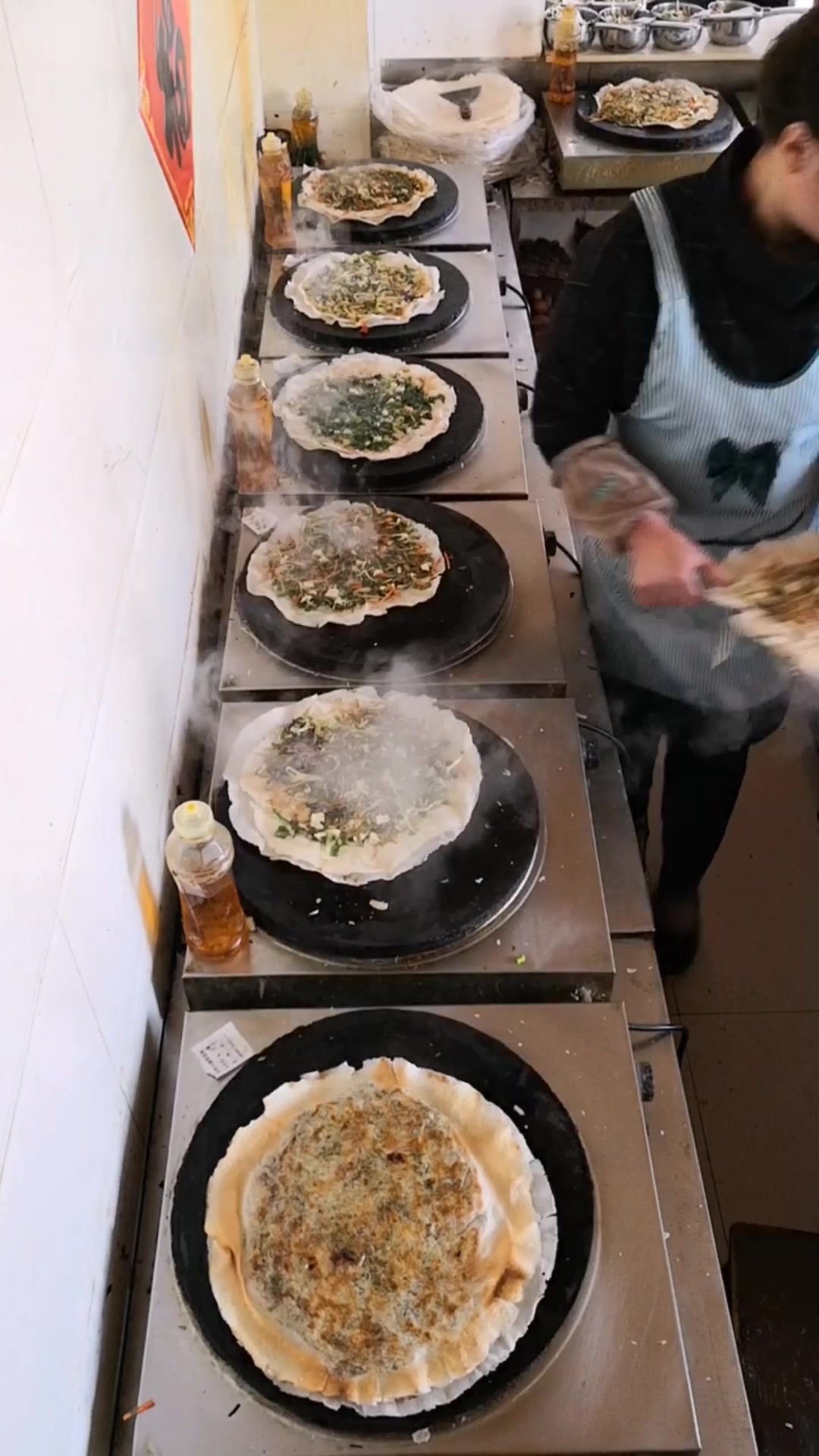 鲁南枣庄正宗菜煎饼滕州乡村大嫂菜煎饼店