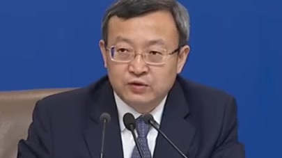 【中美磋商细节:中方吃牛肉汉堡,美方吃茄子鸡丁】3月9日,商务部副部长兼国际贸易谈判副代表