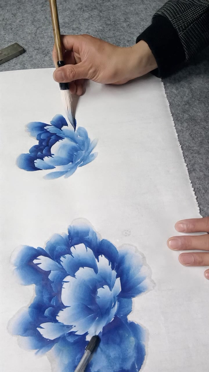 国画教程:蓝色牡丹,雍容华贵