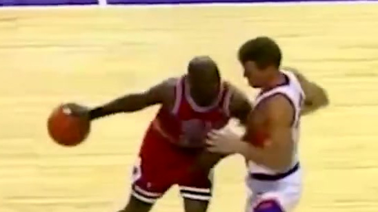 乔丹高清精彩回顾,灌篮高手主题曲带你领略乔帮主魅力,真的精彩。