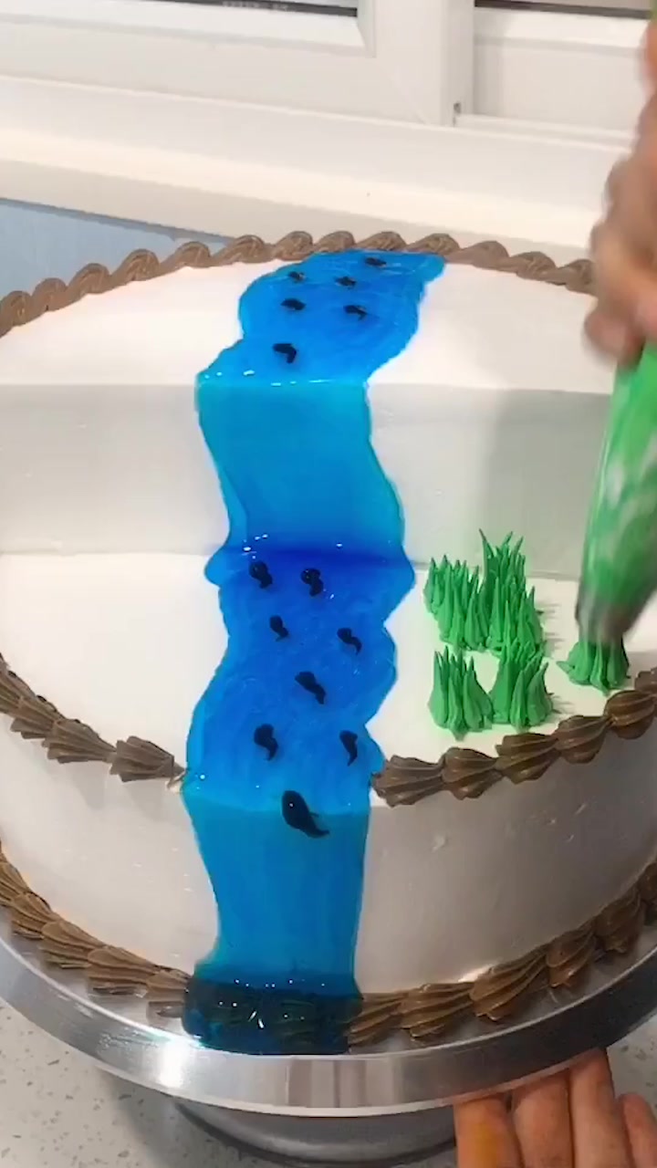 蛋糕师制作的高山流水蛋糕,看着就很漂亮啊