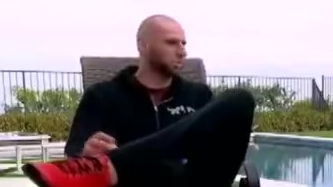 NBA球星的奇葩宠物,奥尼尔养老虎,他养猪,还有一个养鲨鱼!