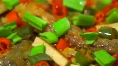 【啤酒砂锅鱼】吃腻了红烧清蒸,可以来试试砂锅鱼的做法哦,味道更佳鲜美!