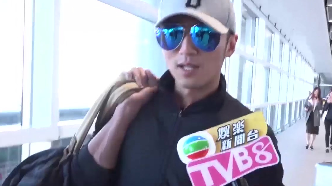 【张柏芝为次子庆生,谢霆锋却在异地给粉丝包粽子】谢霆锋和张柏芝的二儿子Quintus出生于