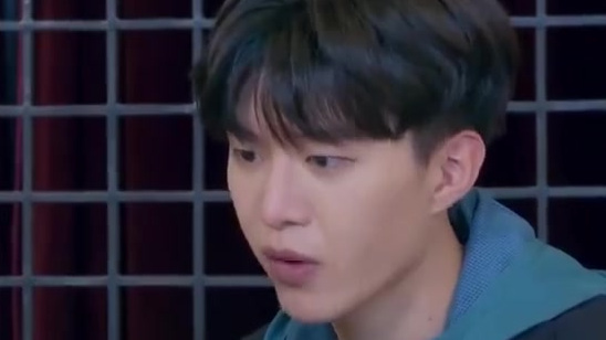 范丞丞鬼脸游戏范丞丞魏大勋互怼范丞丞精彩花絮CUT范丞丞怼魏大勋“可爱就不是你,魏大勋打人