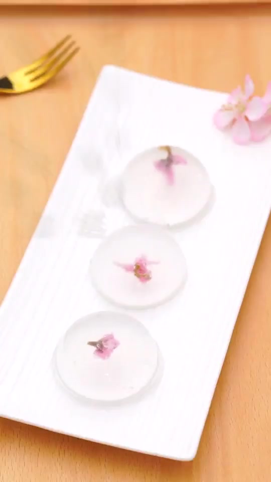 做个美美哒水滴蛋糕,马上520了,送给女朋友吧!