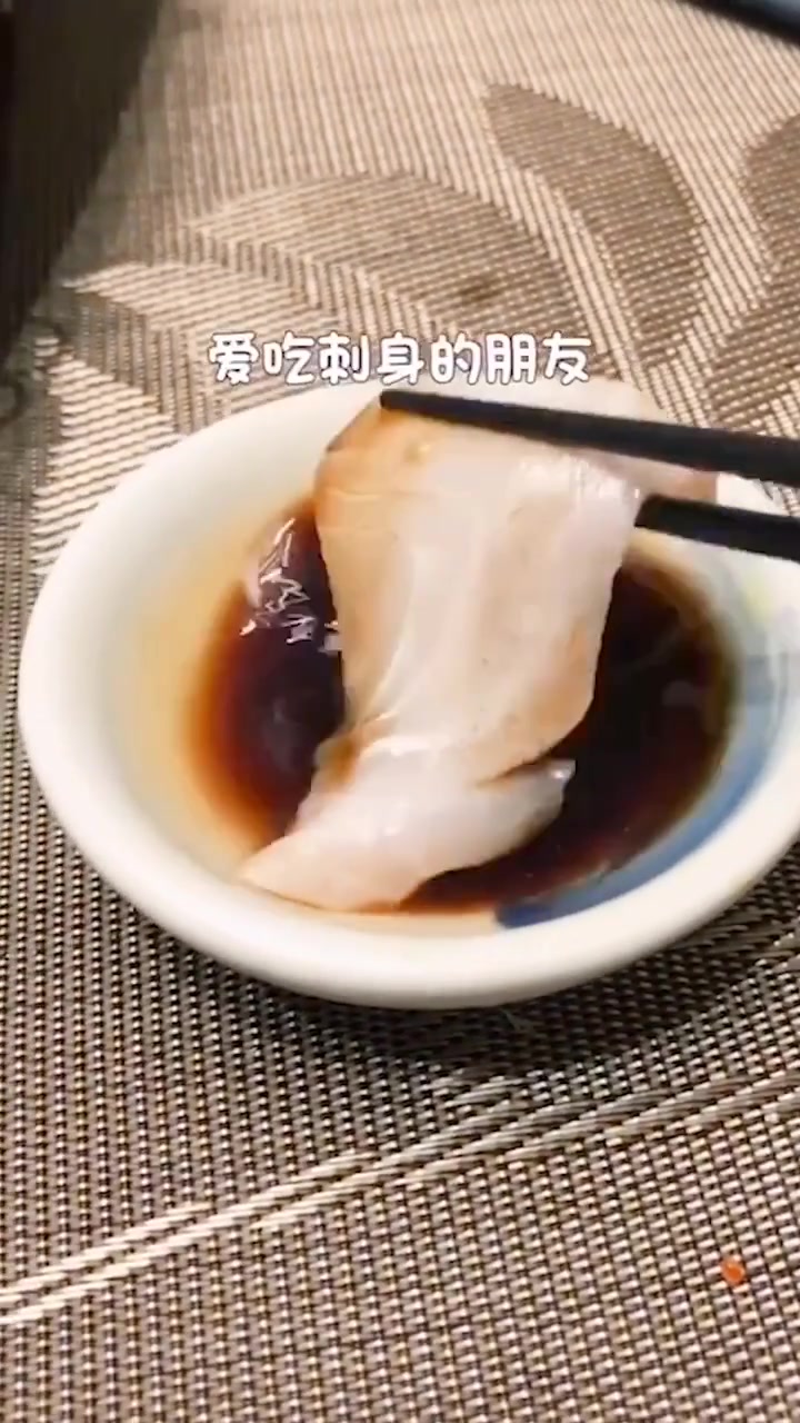 第一次来吃日式料理,大开眼界,三文鱼,经枪鱼,生蚝,应有尽有