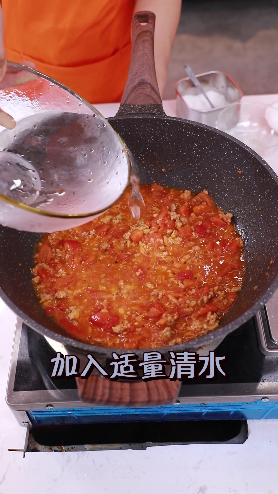 小姐姐做的番茄肉沫烧豆腐,开胃爽口,瞬间被吃光