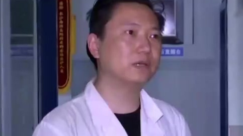 【小龙虾+冰啤酒=夏日盛宴?吃太多后果可能很可怕】如今,小龙虾和冰啤酒是不少人夏日夜宵的标