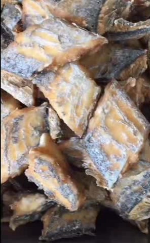 家常烧刀鱼,做法独特秘制,味道好吃不油腻,肉质鲜美,想吃收藏
