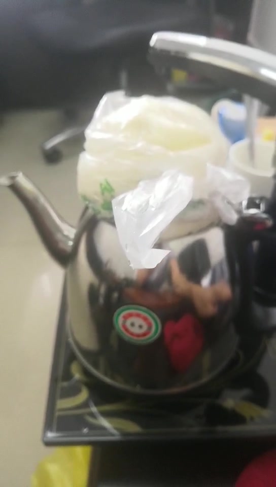 没有蒸笼 这包子怎么弄熟的?