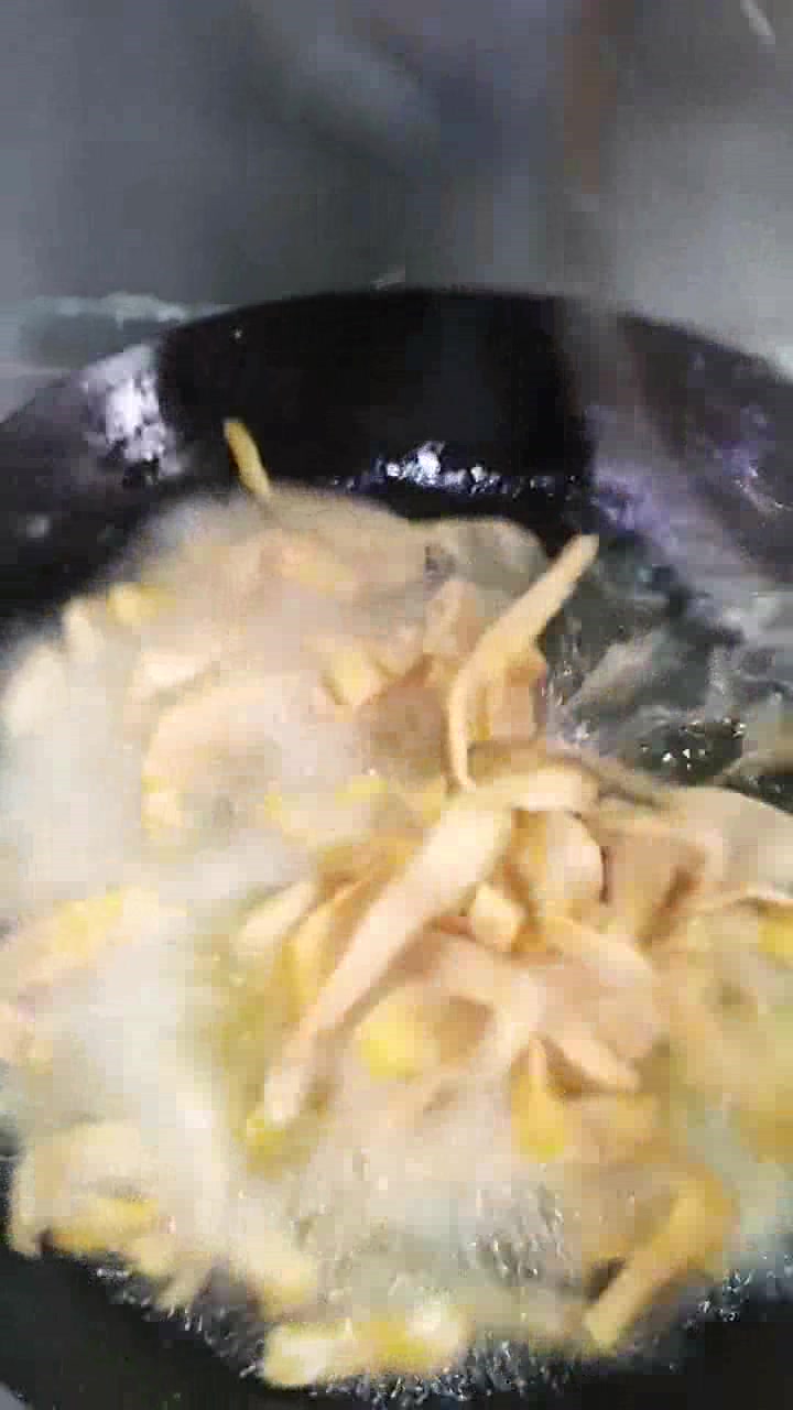 香甜地瓜酥最受欢迎的甜品菜,造型可爱外酥里嫩,怎么都吃不够!