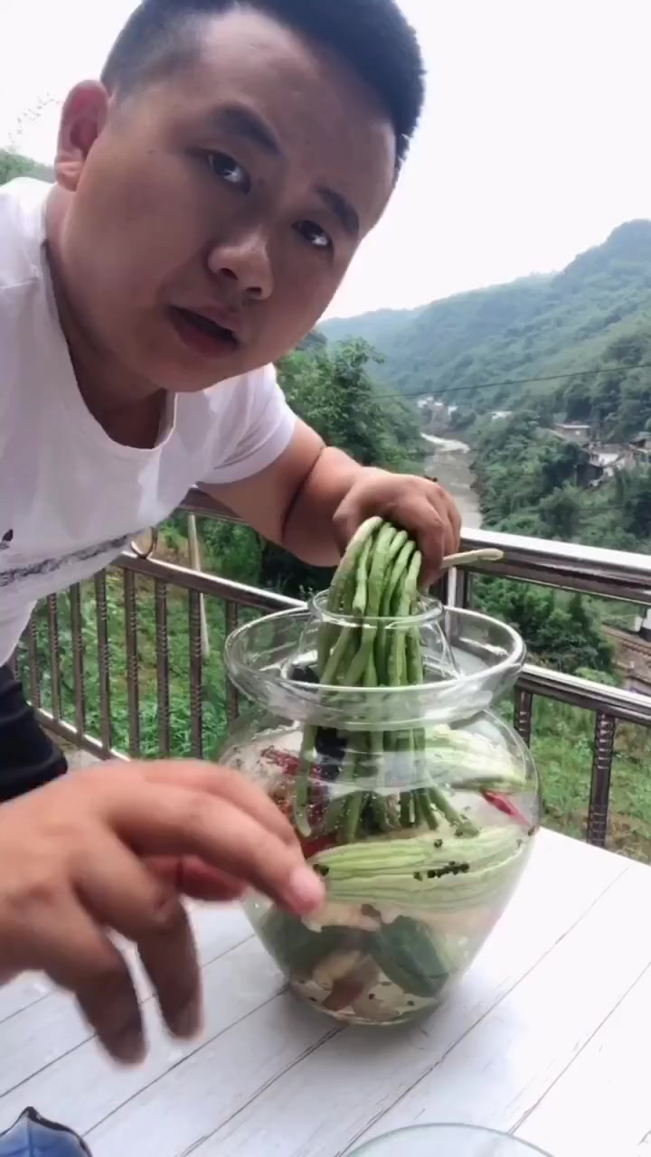 最正宗的四川泡菜做法在这里!学到就是赚到!建议收藏