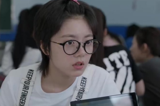 #少年派#邓小琪退出首富群?女孩子之间的事,派派也有些看不懂!