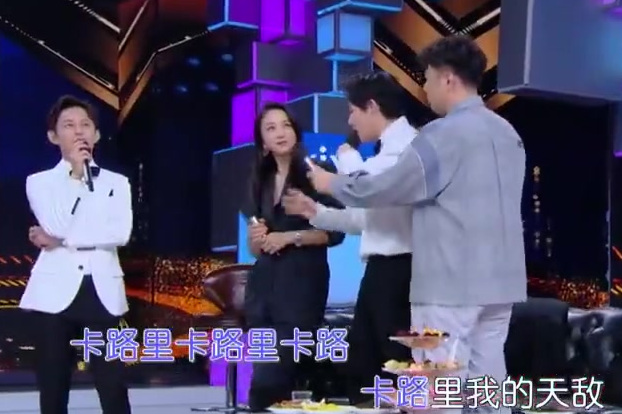 《快乐大本营》汤唯唱卡路里,女神唱的卡路里多了一份优雅。