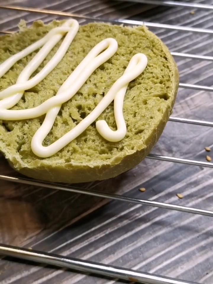 抹茶汉堡,自制美味,简单美味,口感酥脆,简单易学,一看就会!