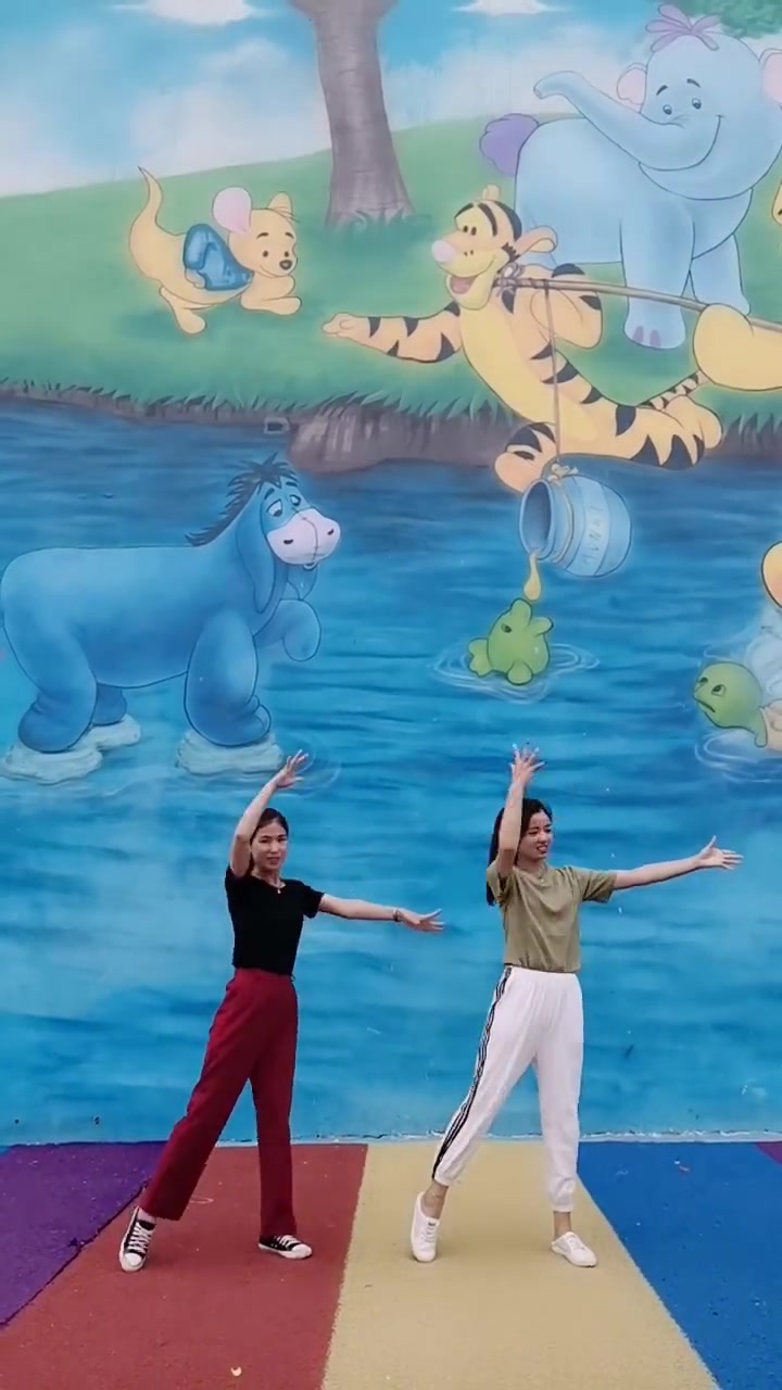幼儿舞蹈《咖喱咖喱》,超火的音乐超简单的动作,小朋友一定喜欢