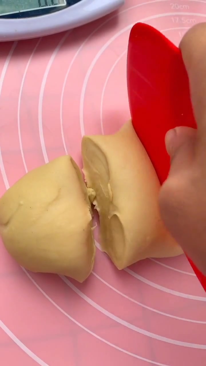 网红面包的制作教程,健康又有营养,制作过程超治愈