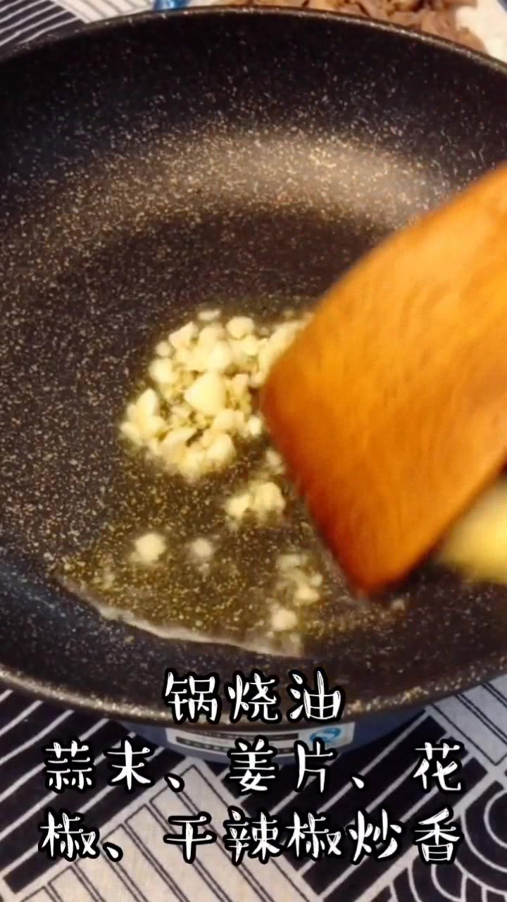 辣炒鸡心,香辣过瘾,好吃不腻,一上桌就被抢光