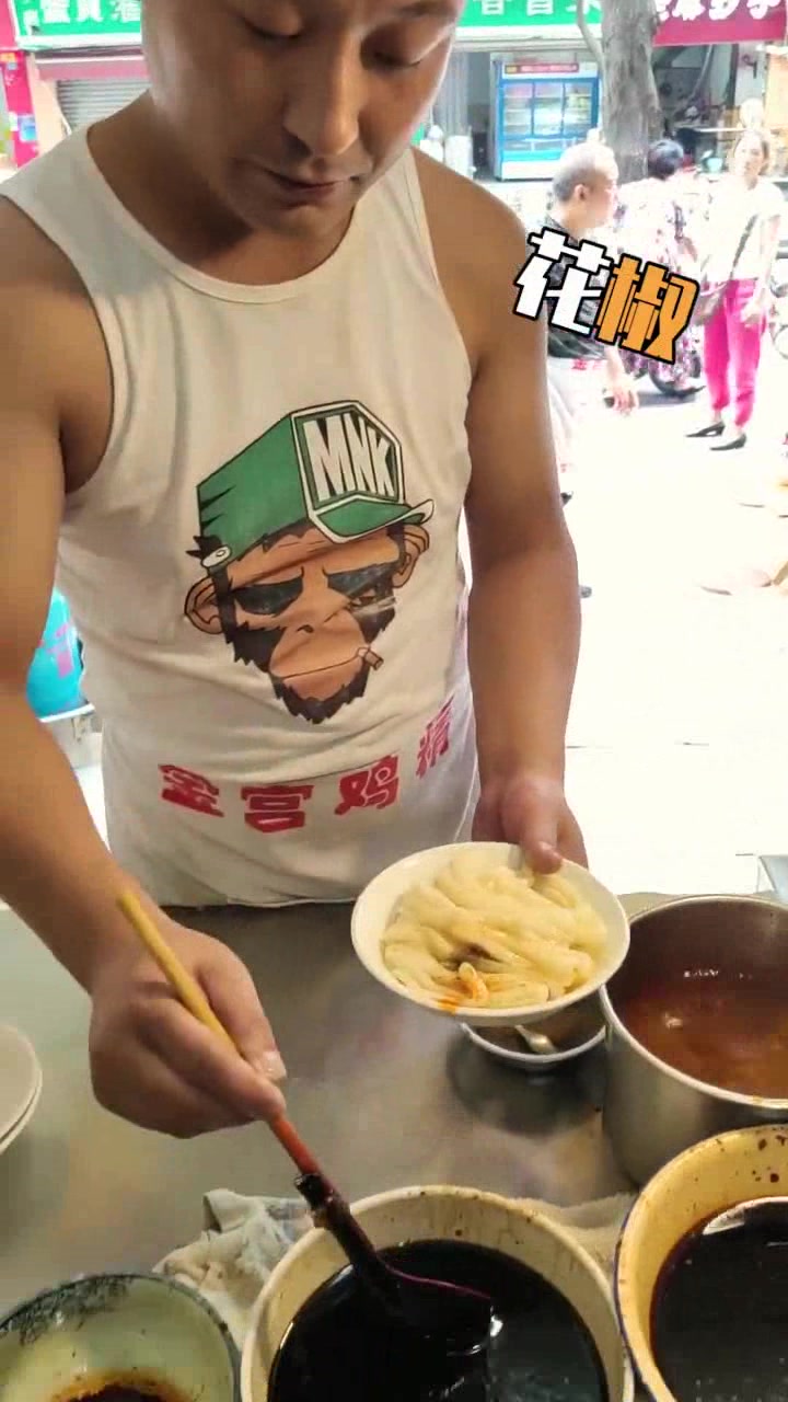 到广元,怎能错过正宗的蒸凉面?拯救食欲不振的你!