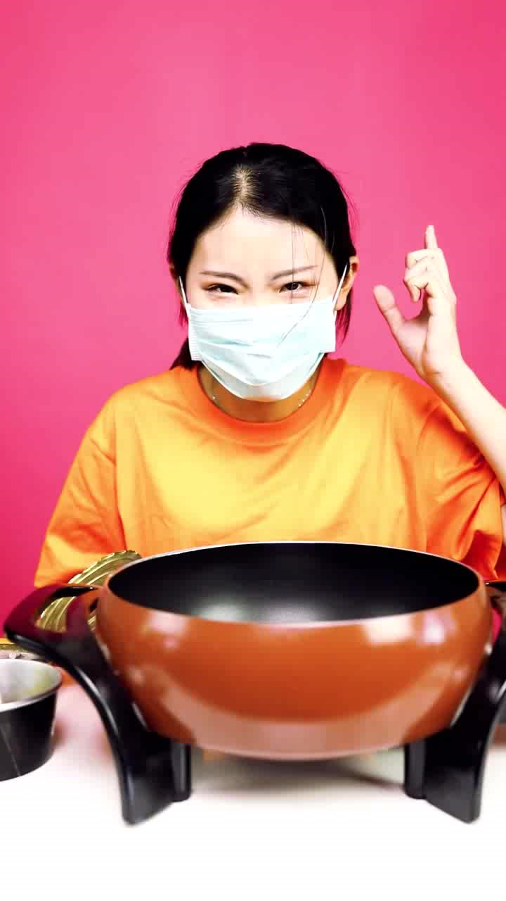 自制鲜奶榴莲鱼豆腐,味道浓郁,你们敢吃吗?