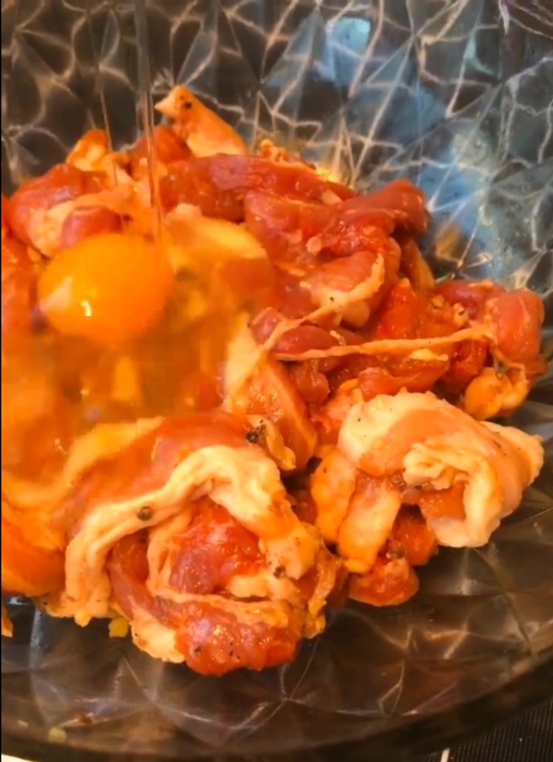 家里自制炸酥肉又叫小酥肉炸肉做法视频