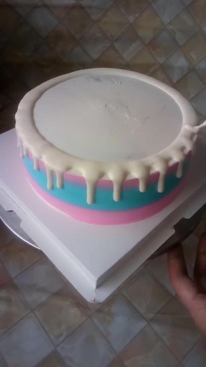 给儿子做的生日蛋糕,这样可爱的蛋糕,有哪个小朋友会不喜欢?