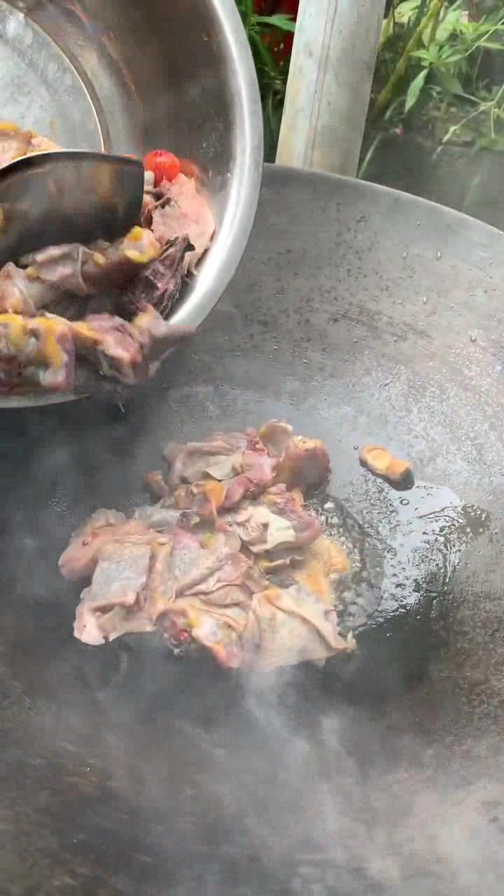 云南西双版纳土鸡大母鸡,吃鸡的正确打开方式!