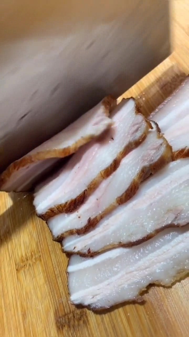 河南扣碗蒸肥肉,露天喜宴中扣碗肉最诱人,夹到蒸馍里吃真带劲!