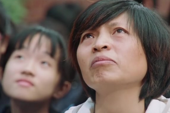 【看哭!“我妈妈是外卖配送员”,这个男孩的告白看哭了多少人】不接外卖电话的后果引发热议。最