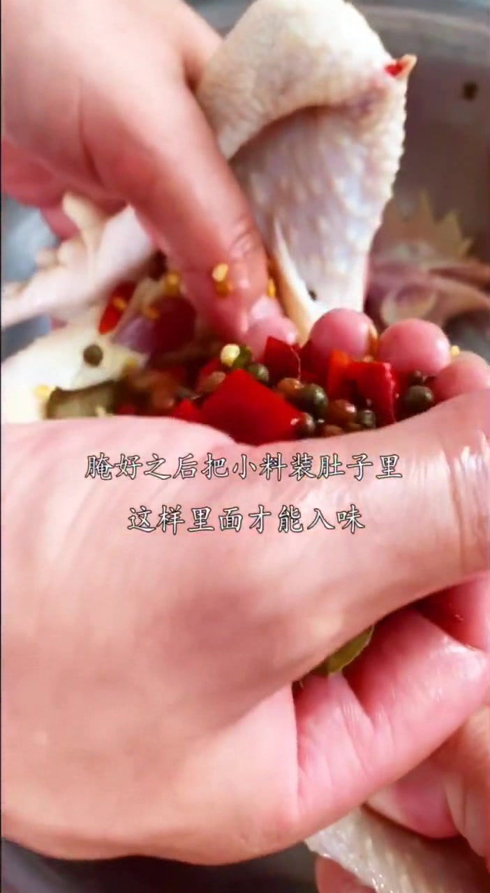 家常椒麻鸡做法,麻辣鲜香,爽口嫩滑,招待客人必备美食
