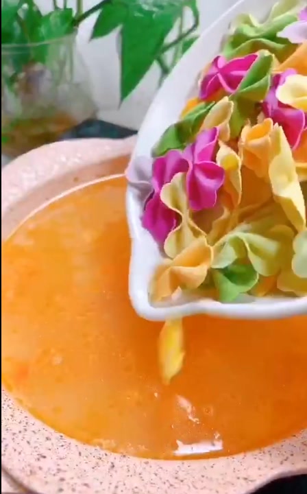 教你蝴蝶面的做法,味道非常美味,不仅好吃还很漂亮!