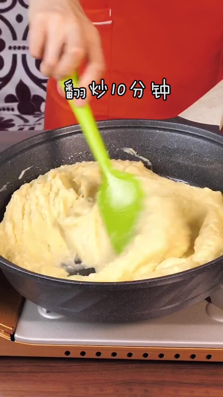传统绿豆糕做法,软糯不干,香甜可口,大人小孩都爱吃