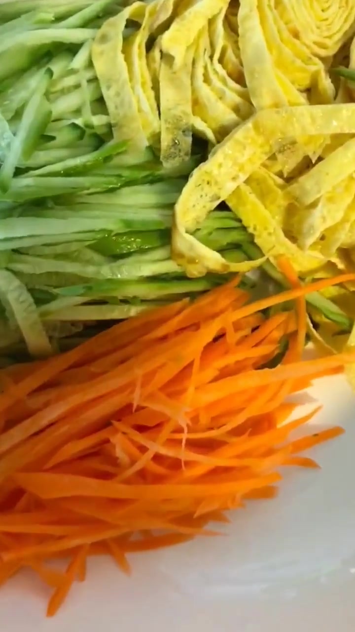 凉菜中的极品,凉拌五丝,你知道是哪几种食材吗