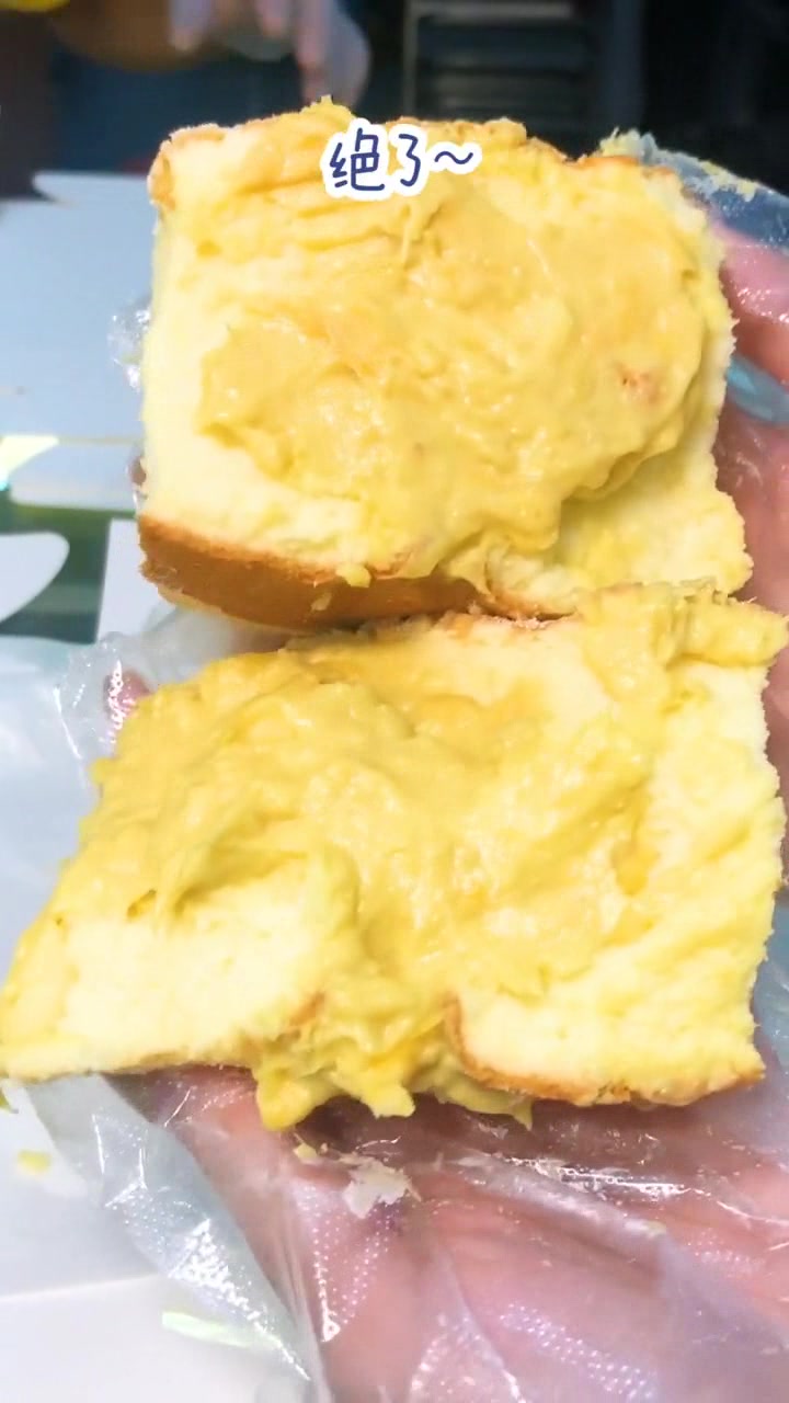 会“抖臀”的网红枕头蛋糕,每次一出锅,整条街弥漫着香味