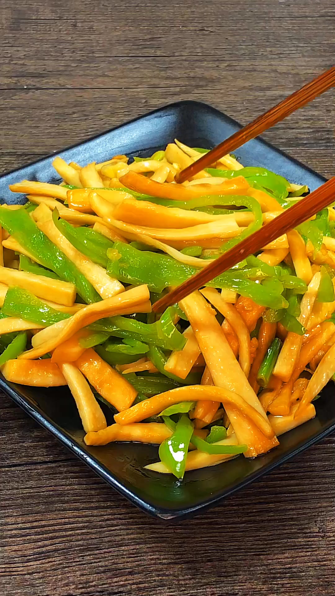 拿肉都不换,青椒炒杏鲍菇!